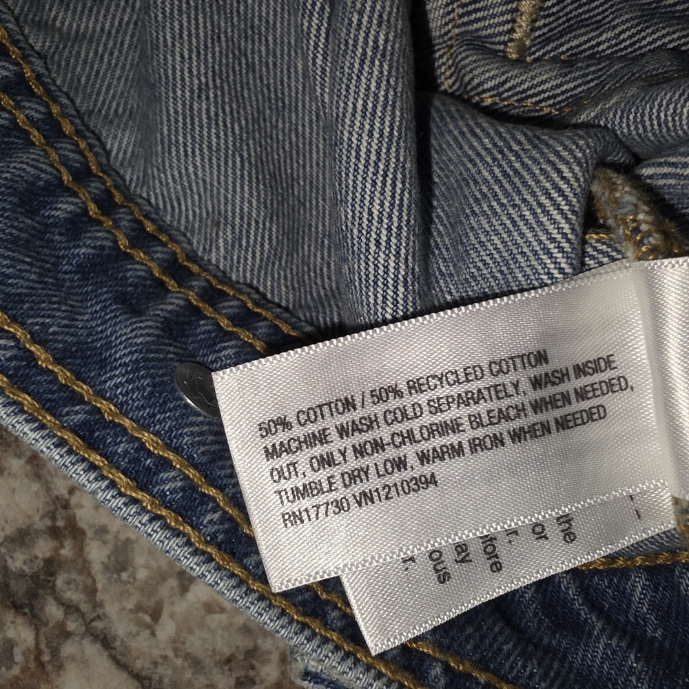 Universal Thread Medium Wash Denim Jacket Cotton … - image 5